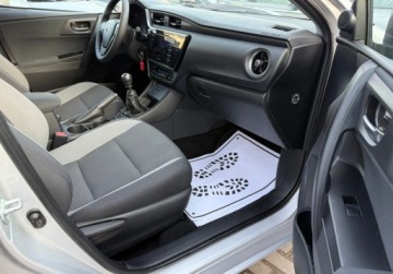 Toyota Auris II Touring Sports Facelifting 1.33 Dual VVT-i 99KM 2017 Toyota Auris salon Polska, serwis ASO Toyota, Gwarancja 1.3 Benzyna 99KM, zdjęcie 9