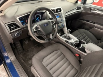 Ford Mondeo V Sedan 2.0 TDCi 150KM 2016 Ford Mondeo duze rodzinne przestronne bezwypadkowe auto z 2.0 Diesel 150KM, zdjęcie 23