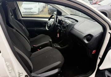 Toyota Aygo II Hatchback 5d 1.0 VVT-i 69KM 2018 Toyota Aygo 1,0 69KM Klimatyzacja Serwis 1Wlasciciel Benzyna 69KM, zdjęcie 18