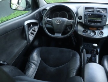 Toyota RAV4 III MPV 2.2 16V D-4D 177KM 2010 Toyota RAV 4 2.2 D-CAT, Salon Polska, 174 KM, zdjęcie 6