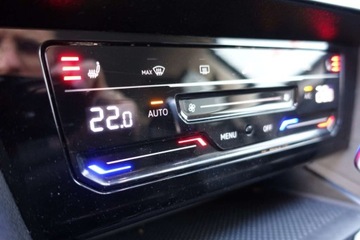 Volkswagen Passat B8 Variant Facelifting 2.0 TDI SCR 150KM 2020 Volkswagen Passat Volkswagen Passat Variant, 1rej 2021, 2.0 TDI 150KM, DSG, zdjęcie 8