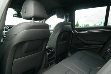 BMW Seria 5 G30-G31 Touring Facelifting 2.0 520d 190KM 2022 BMW 520 BMW 520d xDrive Fotel z Pamięcią Dostęp Ko, zdjęcie 10