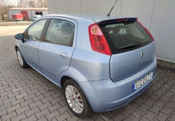 Fiat Punto Grande Punto Hatchback 5d 1.4 16V 95KM 2007 Fiat Punto Fiat Punto III Klima , 1,4benznya 1.4 Benzyna 95KM, zdjęcie 2