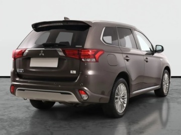 Mitsubishi Outlander III SUV PHEV Facelifting 2020 2.4 PHEV 224KM 2020 Mitsubishi Outlander 2.4 PHEV, Salon Polska, zdjęcie 4