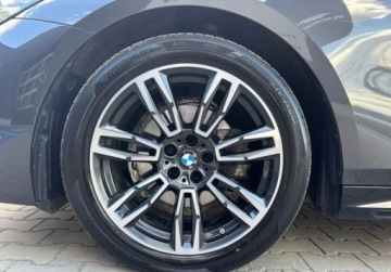 BMW Seria 5 G90-91 Touring 2.0 520d 197KM 2024 BMW Seria 5 520d 197 KM Adaptive Led xDrive ACC M Sport Kamera Salon Polsk, zdjęcie 4