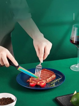 Набор из 8 зазубренных ножей из нержавеющей стали с радужным покрытием