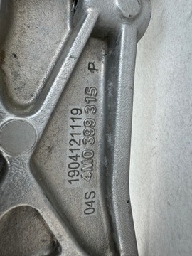 AUDI Q7 Q8 BENTAYGA CAYENNE NÁPRAVNICE KOLÉBKA LAVICE NOSNÍK PŘEDNÍ