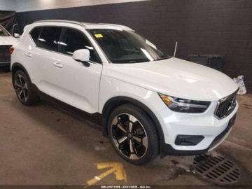 Volvo XC40 Crossover 2.0 T5 247KM 2018 Volvo XC 40 2019 VOLVO XC40 T5 INSCRIPTION 2.0 Benzyna 248KM, zdjęcie 1