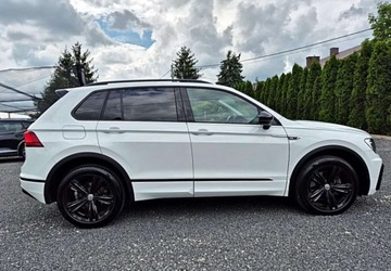 Volkswagen Tiguan II SUV 2.0 TDI 190KM 2020 Volkswagen Tiguan R-LINE 4MOTION DSG Navi Led 3xKlimatronik 2xPDC Alcantar, zdjęcie 3