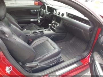 Ford Mustang VI Mach 1 5.0 Ti-VCT 460KM 2021 Ford Mustang GT Premium Fastback 2021 5.0l 5.0 Benzyna 460KM, zdjęcie 10