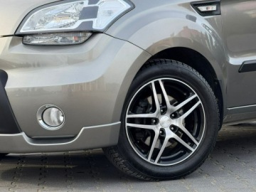 Kia Soul I Crossover 1.6 CRDI VGT 128KM 2009 Kia Soul I 1.6 CRDI Attract, zdjęcie 3