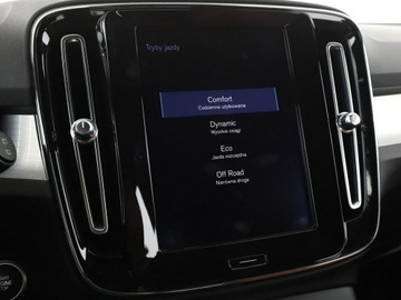 Volvo XC40 Crossover 1.5 T3 163KM 2019 Volvo XC 40 Momentum Pro T3 automat skóra navi, zdjęcie 28