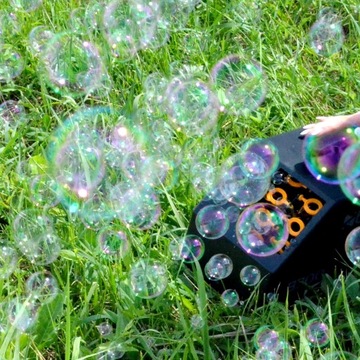 Bubble Machine - пузырьковая машина с беспроводным пультом Beamz.
