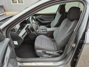 Skoda Superb III Liftback Facelifting 1.5 TSI 150KM 2025 Skoda Superb Selection 1.5 TSI DSG Auto z placu, zdjęcie 14