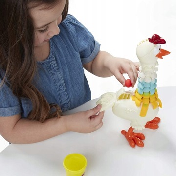 НАБОР ДЛЯ ЗАКАЗОВ PLAY-DOH ANIMAL CREW KURA FARMA КУРИЦА HASBRO E6647