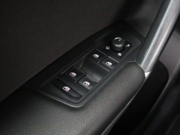 Volkswagen Tiguan I SUV Facelifting 2.0 TDI BlueMotion Technology 150KM 2016 VW Tiguan 2.0 TDI, Salon Polska, Serwis ASO, 4X4, zdjęcie 16