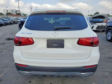 Mercedes GLC C254/X254 2022 Mercedes-Benz GLC 2022 MERCEDES-BENZ GLC 300 2.0 Benzyna 250KM, zdjęcie 3