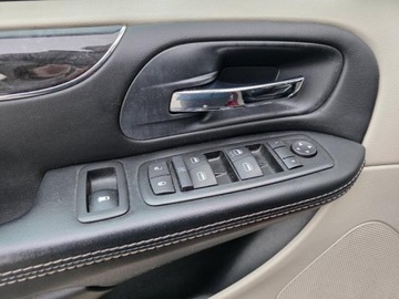 Chrysler Town &amp; Country V 2015 town chrysler Touring V6 3.6l benzyna 283KM Dokumentacja Zadbany, zdjęcie 7