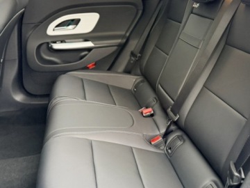 Mercedes CLA C118/X118 2025 MERCEDES-BENZ CLA 180 Progressive Sedan 1.5 (136KM) 2025, zdjęcie 7