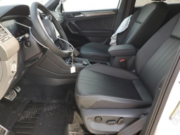 Volkswagen Tiguan III 2024 Volkswagen Tiguan Se R-Line Black 2024 2.0l 2.0 Benzyna 184KM, zdjęcie 7