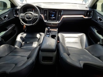 Volvo S60 III 2022 Volvo S60 B5 Momentum 2022 2.0l 2.0 Benzyna 247KM, zdjęcie 8