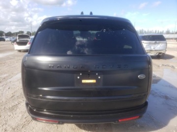Land Rover Range Rover V 2023 Land Rover Range Rover SE 2023 4.4L 4.4 Benzyna 523KM, zdjęcie 2