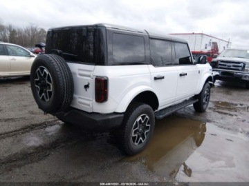 Ford Bronco VI 2024 Ford Bronco Outer Banks 2024 2.3 Benzyna 275KM, zdjęcie 5
