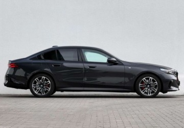 BMW Seria 5 G90-91 2025 BMW Seria 5 I wlasciciel M Pro 360 Gwarancja Bezwypadkowy FVAT23, zdjęcie 2