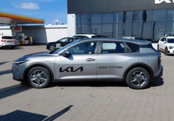 Kia 2025 Kia K4 K4 1.6 T-GDI 7DCT wersja M samochod demonstracyjny 1.6 Benzyna, zdjęcie 1