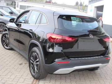 Mercedes GLA II Off-roader Facelifting 1.3 200 163KM 2025 MERCEDES-BENZ GLA 200 Suv 1.3 (163KM) 2025, zdjęcie 3