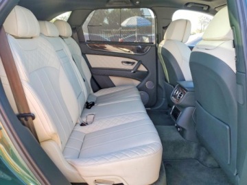 Bentley Bentayga 2018 Bentley Bentayga 2018r 6.0 Benzyna 600KM, zdjęcie 11