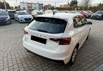 Skoda Fabia IV 2022 Skoda Fabia 1,0 65KM Klima CarPlay Ledy Vat23 Serwis Benzyna 65KM, zdjęcie 6