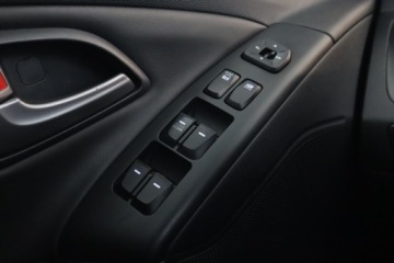 Hyundai ix35 SUV Facelifting 1.7 CRDi 115KM 2015 Hyundai ix35 1.7 CRDi, Klima, Tempomat, zdjęcie 19