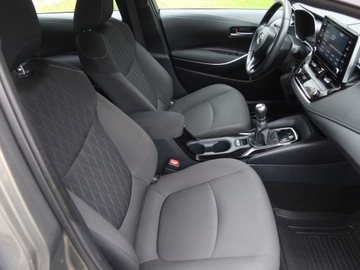 Toyota Corolla XII Sedan 1.5 VVT-i 125KM 2022 Toyota Corolla 1.5 VVT-i, Salon Polska, zdjęcie 8