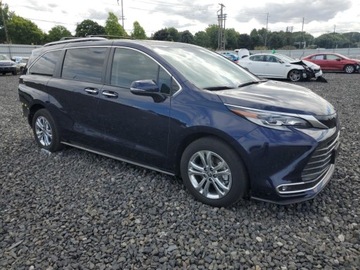 Toyota Sienna III 2023 Toyota Sienna Limited 2023 2.5l 2.5 Hybryda 245KM, zdjęcie 4
