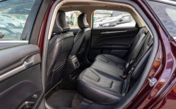 Ford Mondeo V 2017 Ford Mondeo Ford Mondeo VIII 2.0 Hybryda Plug-in 186KM 2.0 Hybryda Plug-in, zdjęcie 18