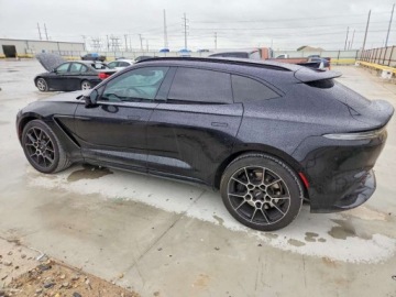 Aston Martin DBX 2021 Aston Martin DBX 2021. 4.0 Benzyna 542KM, zdjęcie 1