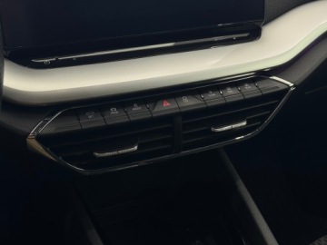 Skoda Octavia III Kombi Facelifting 2.0 TDI 150KM 2020 Skoda Octavia Style / HUD / Ambiente / Kamera / Bl, zdjęcie 24