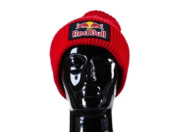 Теплая шапка Red Bull - красная.