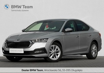 Skoda Octavia IV Liftback 1.5 TSI e-Tec Mild Hybrid 150KM 2021 Skoda Octavia Reflektory LED Kamera Keyless Lane Assist Salon PL FVAT