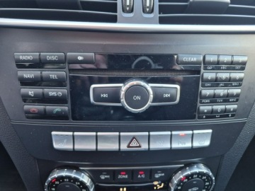 Mercedes Klasa C W204 Kombi T204 1.6 180 K BlueEFFICIENCY 156KM 2012 Mercedes C 180 Benzyna, 156KM, Nawigacja, zdjęcie 31