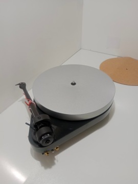АНАЛОГОВЫЙ TURNtable Pro-Ject RPM 5.1 (RPM5.1)