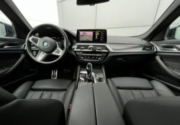 BMW Seria 5 G30-G31 Touring Plug-In 2.0 530e 292KM 2022 BMW Seria 5 M-Pakiet Hybryda Plug-In Skora Navi Kamera Full Led FV23, zdjęcie 18