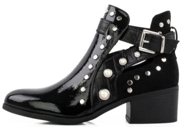 ЖЕНСКИЕ ЧЕРНЫЕ ОКРАШЕННЫЕ БОТИНКИ С ДЕТТЕРАМИ 39