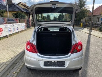 Opel Corsa D Hatchback 1.2 Twinport ECOTEC 70KM 2010 Opel Corsa KLIMATYZACJA PARKTRONIC PODGRZEWANE FOTELE PODGRZEWANA KIEROWNI, zdjęcie 13