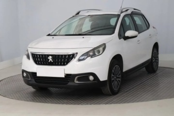 Peugeot 2008 I SUV Facelifting 1.2 PureTech 110KM 2018 Peugeot 2008 1.2 PureTech, Salon Polska, Navi, zdjęcie 1