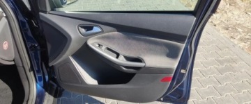 Ford Focus III Hatchback 5d 1.6 Duratec 125KM 2012 Ford Focus 1.6 benz mpi ,automat, bezwypadek,nowy olej w skrzyni 1.6 125KM, zdjęcie 25