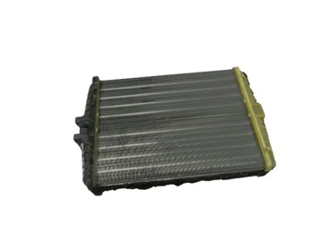 RADIÁTOR CHLADIČKA TOPENÍ MERCEDES W210