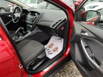 Ford Focus III Kombi 1.6 EcoBoost 150KM 2011 Ford Focus 1.6 Benzyna /Serwis/ Bezwypadkowy /, zdjęcie 8