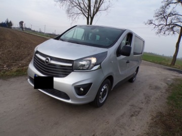 Opel Vivaro B Kombi Extra Long H1 2,9t 1.6 BiTurbo 125KM 2015 OPEL VIVARO 1.6 CDTI Z NIEMIEC 9-OSOBOWY, zdjęcie 1